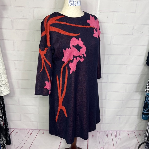 NWOT |•KAYLA'S ARMOIRE•| Sweater Dress - Picture 4 of 10